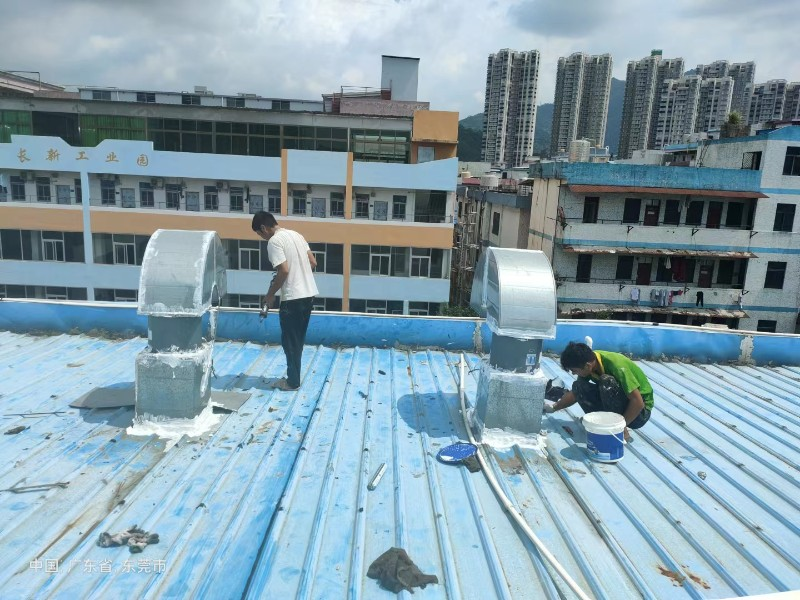 信阳钢结构屋面涂料维修方法